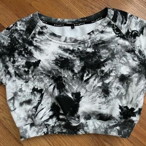 Balance Athletica cropped sweatshirt tiedye black.
